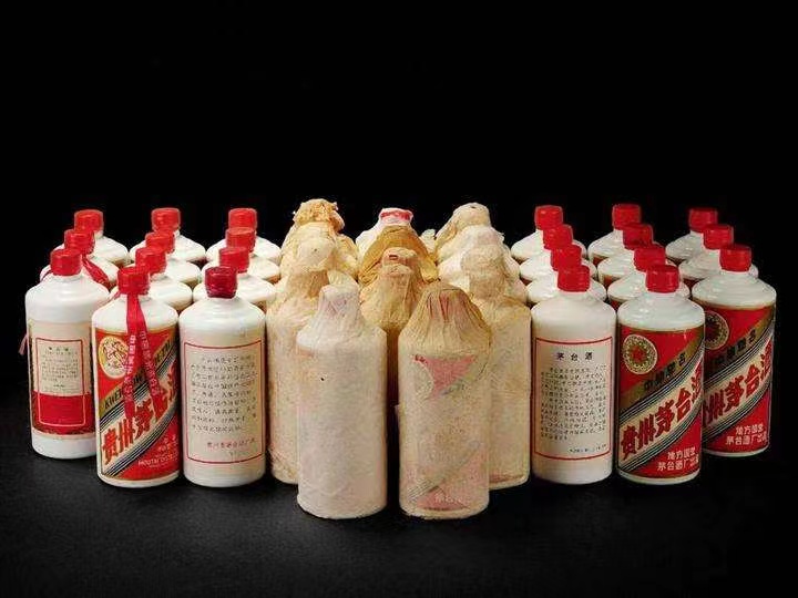 易门日照岚山回收酒价格哪里回收(附近上门回收茅台酒）?